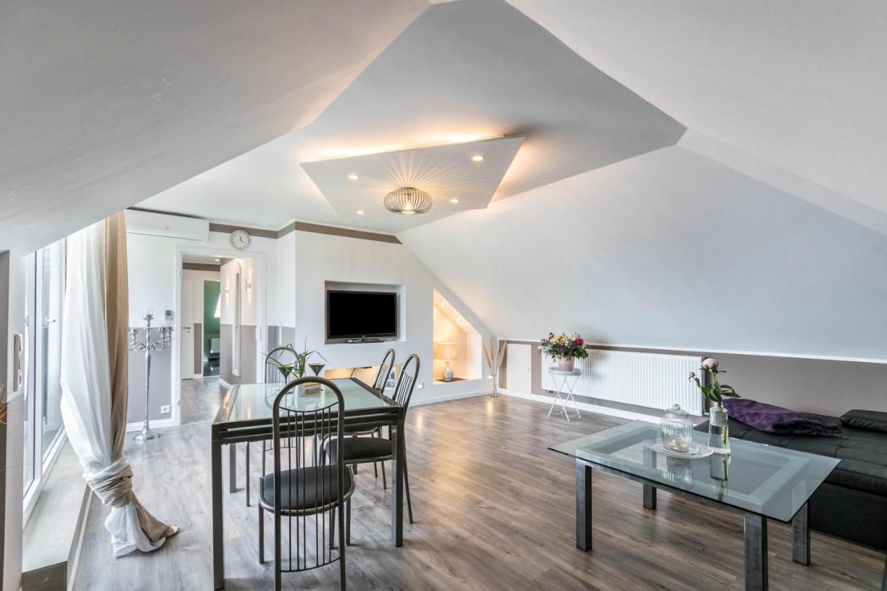 Uhse Wohlfuehloase Apartamento Heide  Exterior foto