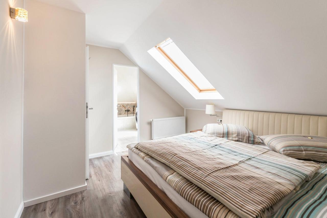 Uhse Wohlfuehloase Apartamento Heide  Exterior foto